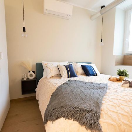 Ihost Luxury -Free Parking- Plana 6 Apartment Милано Екстериор снимка