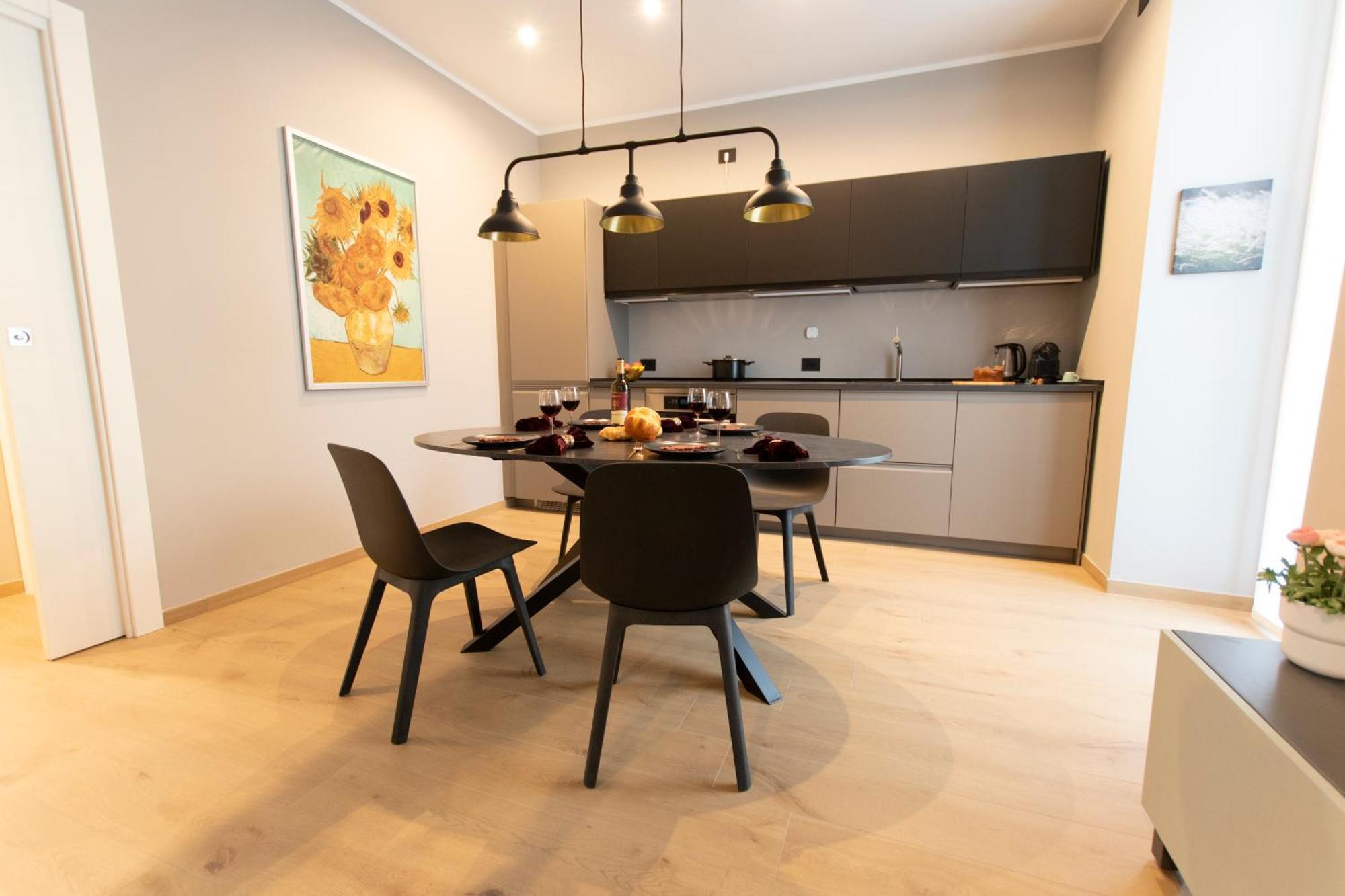 Ihost Luxury -Free Parking- Plana 6 Apartment Милано Екстериор снимка
