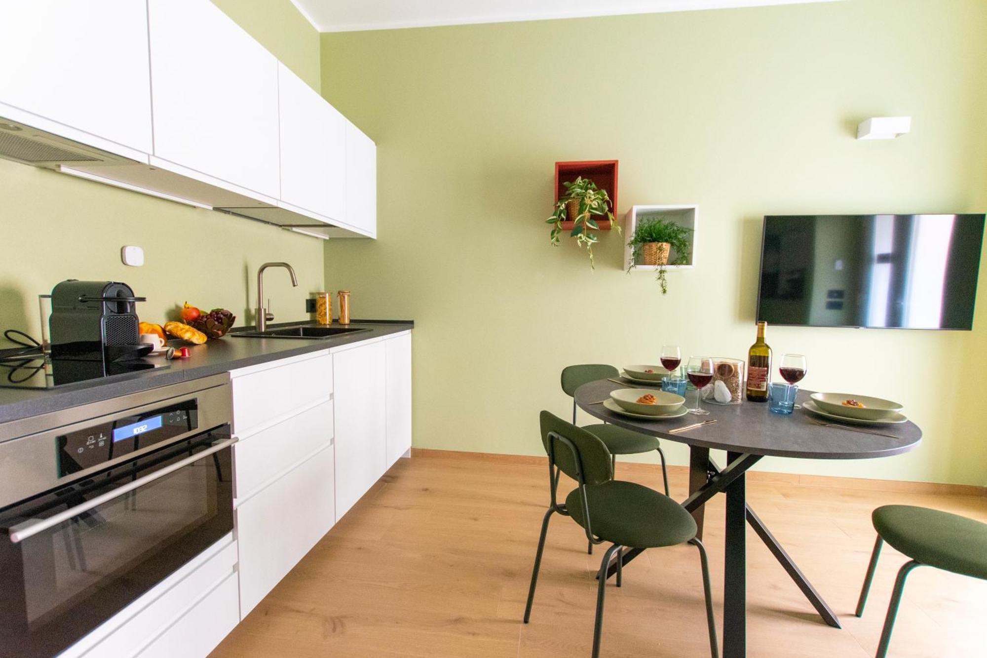 Ihost Luxury -Free Parking- Plana 6 Apartment Милано Екстериор снимка
